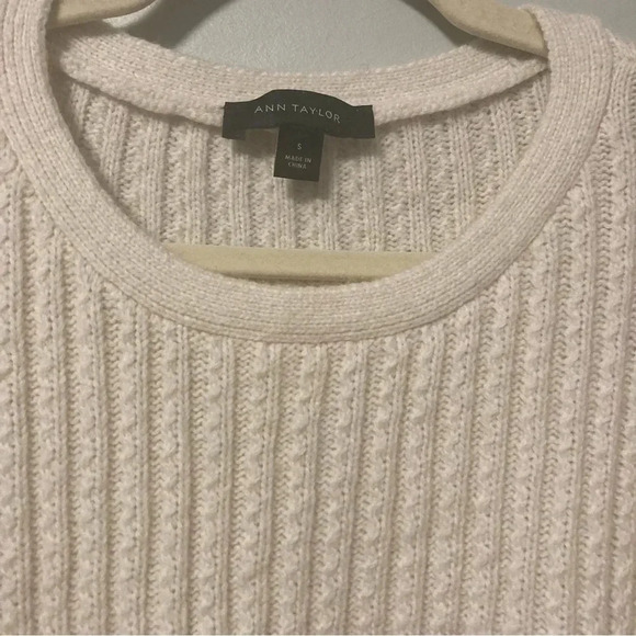 Ann Taylor ivory cable knit alpaca wool  blend sweater - Picture 2 of 5